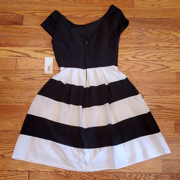 B. Darlin black & white dress size 0 - Picture 2 of 2